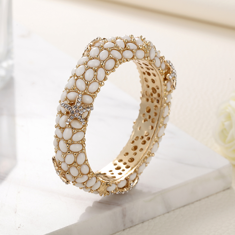 Sally's Paradise Christmas gif - Paradise Jewelry & Watches Llc ulasan dan harga